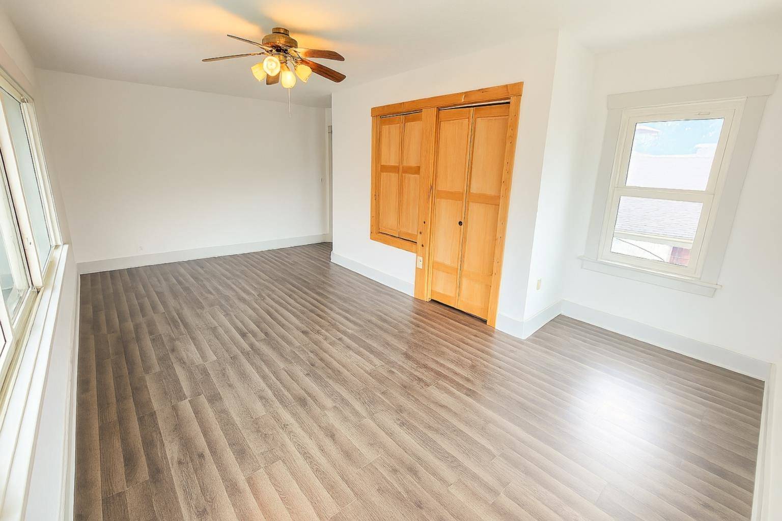 Salina, KS 67401,815 Highland Ave