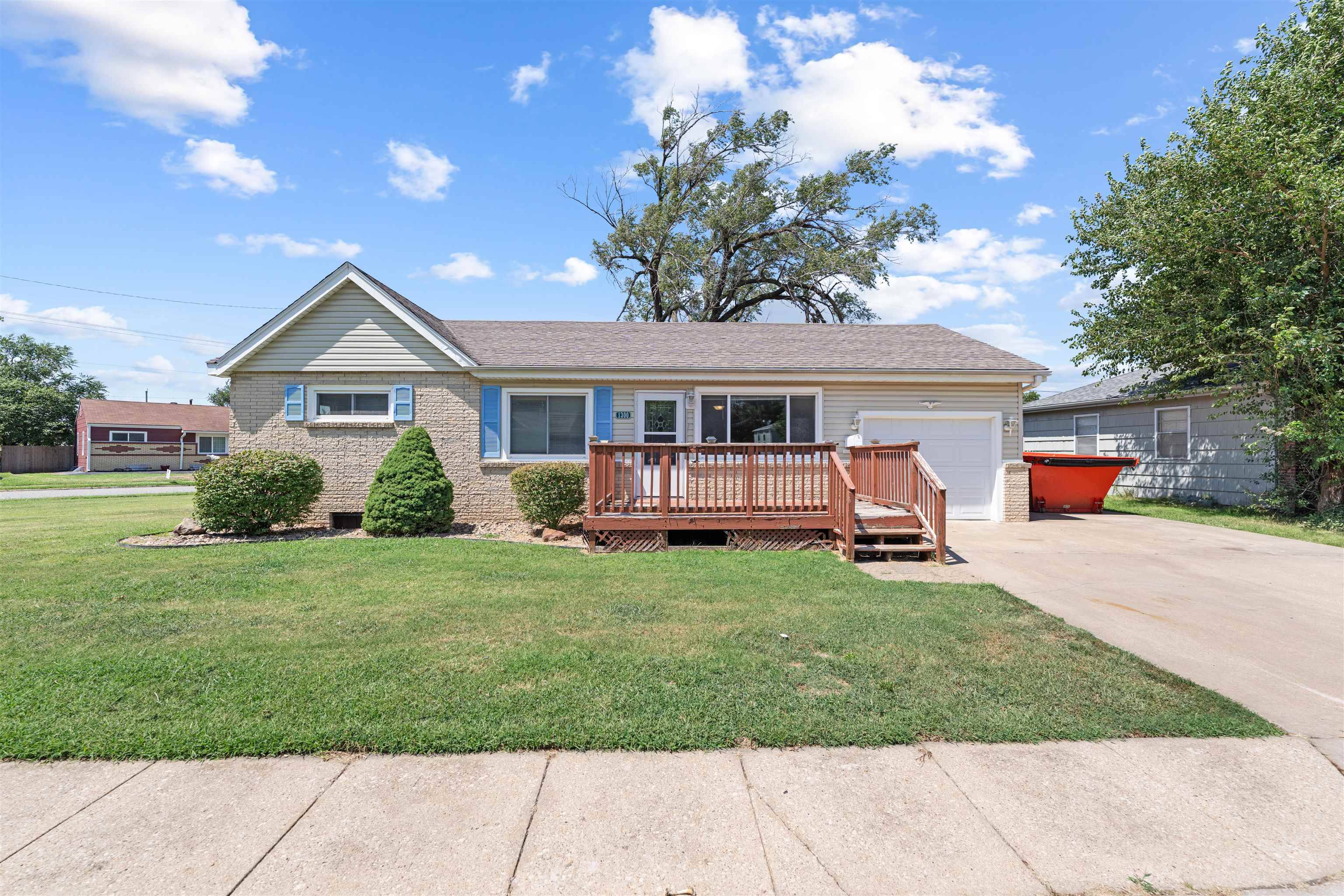 Salina, KS 67401,1300 Dover Dr