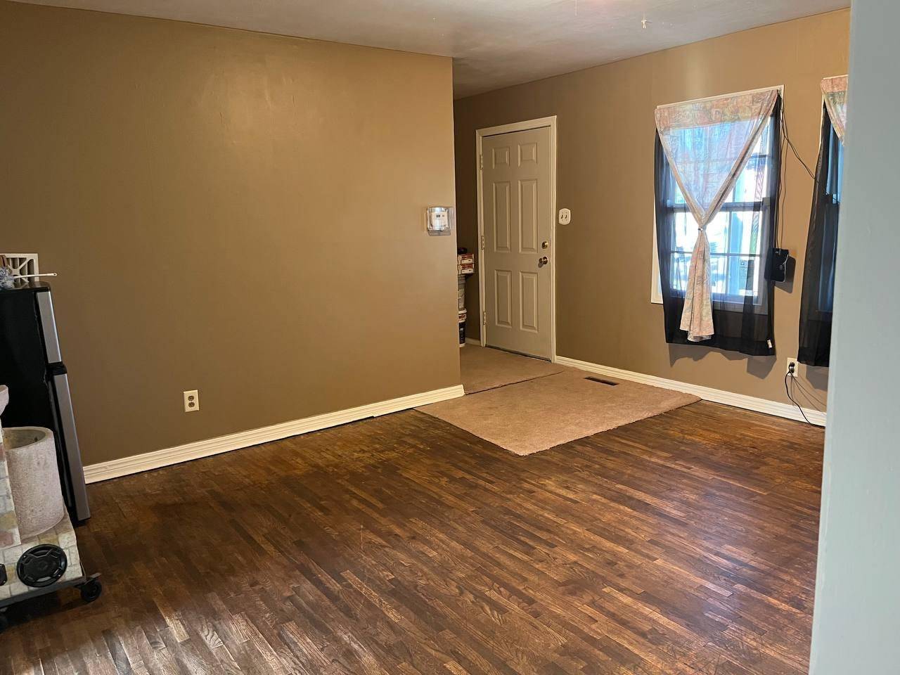 Wichita, KS 67214,1207 N HYDRAULIC ST