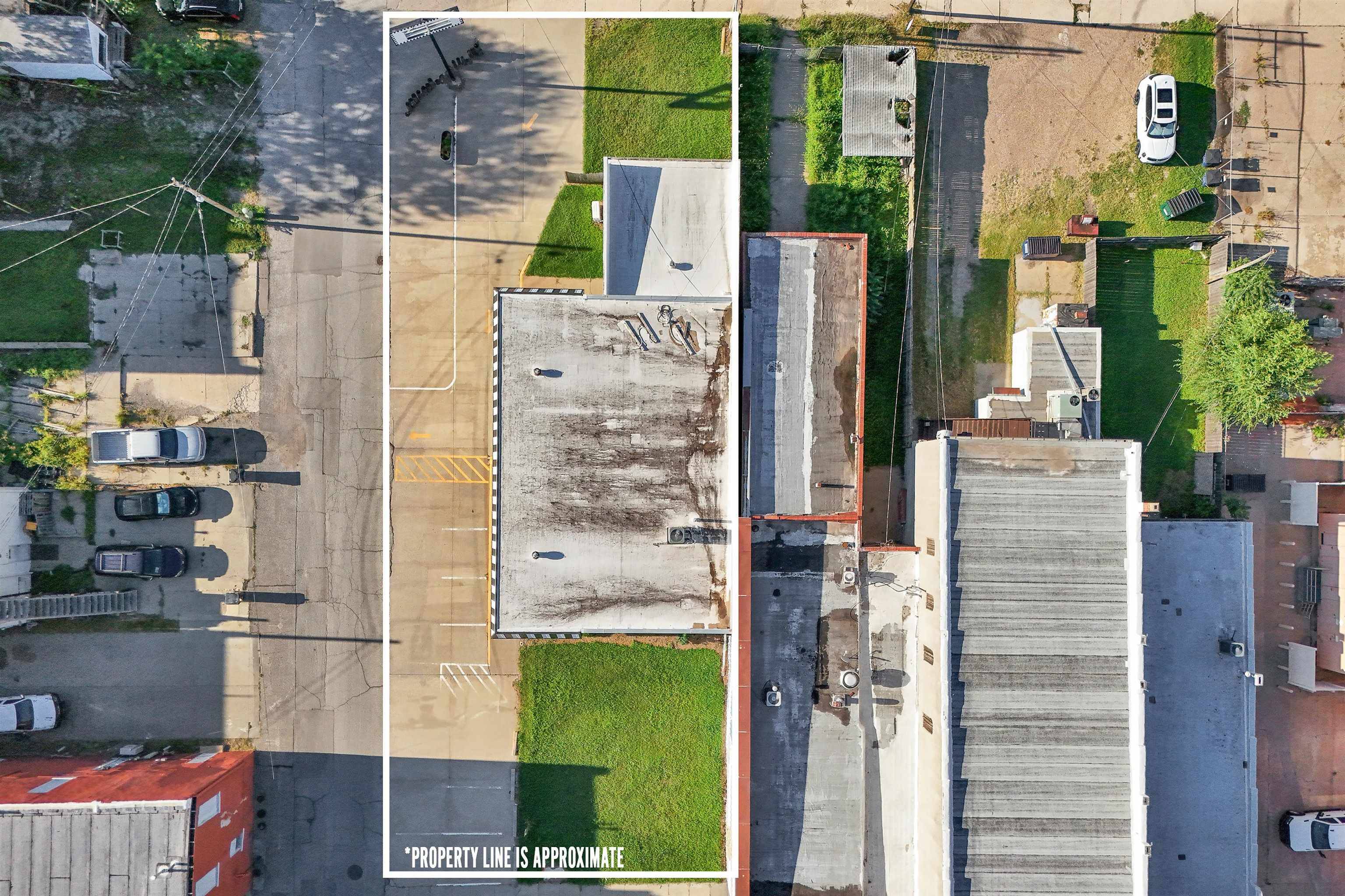 Newton, KS 67114,115 W 5th St