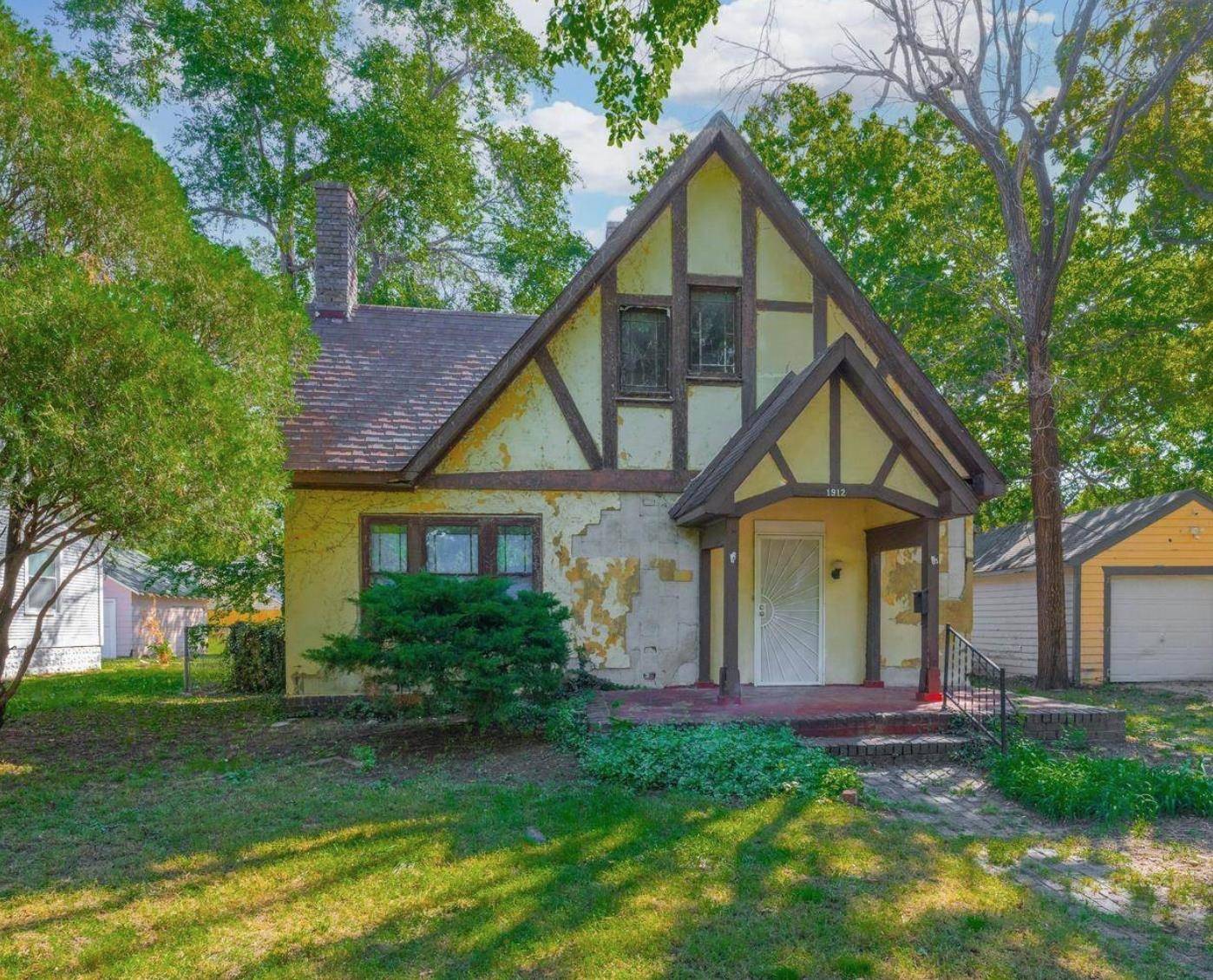 Wichita, KS 67203-2544,1912 N Park Pl