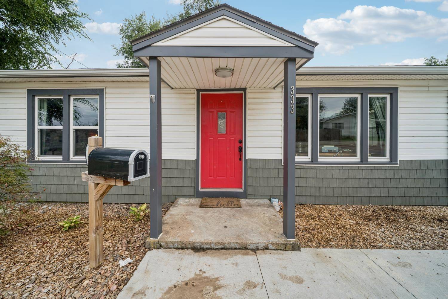 Augusta, KS 67010,333 E Kelly Ave