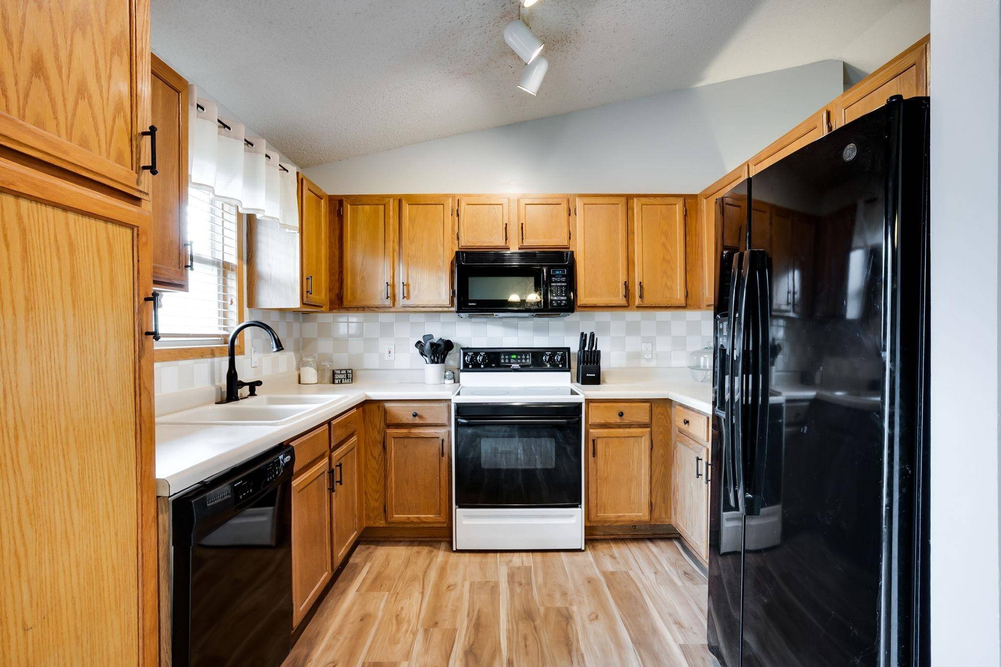 Clearwater, KS 67026,610 E Rolling Hills Ct