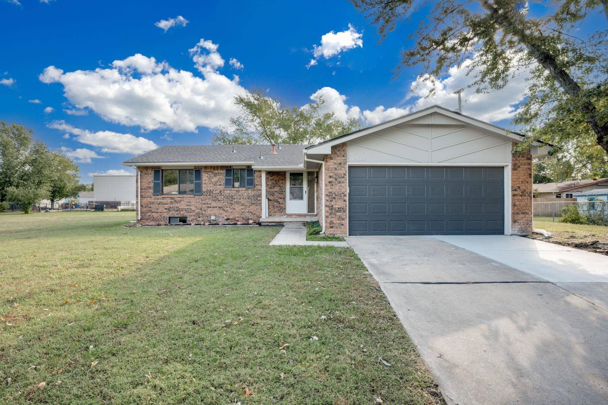 Wichita, KS 67212,1208 N Brunswick St