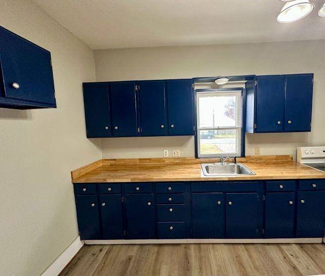 Newton, KS 67114,1021 Old Main