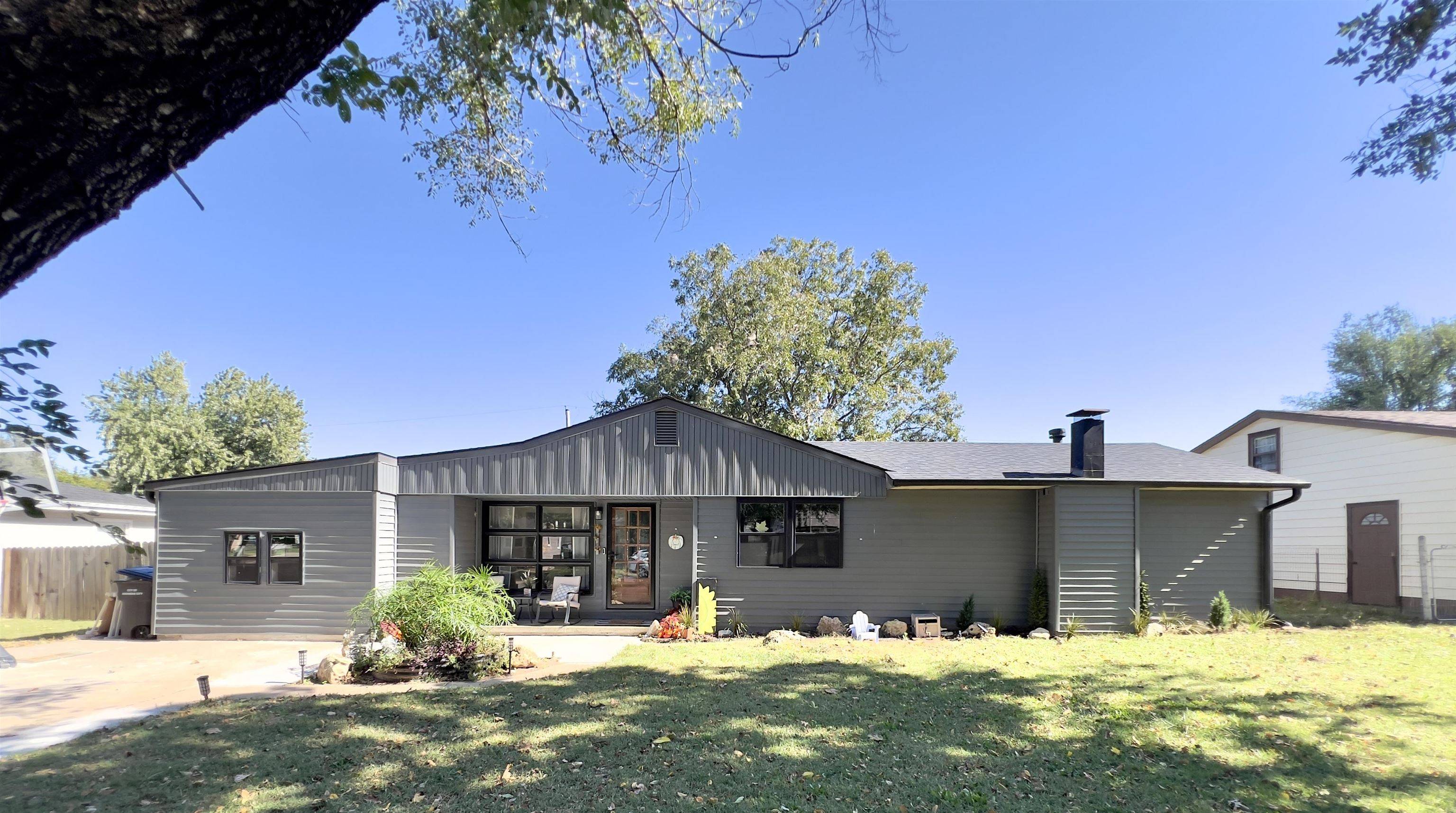 Arkansas City, KS 67005,1124 N 7th