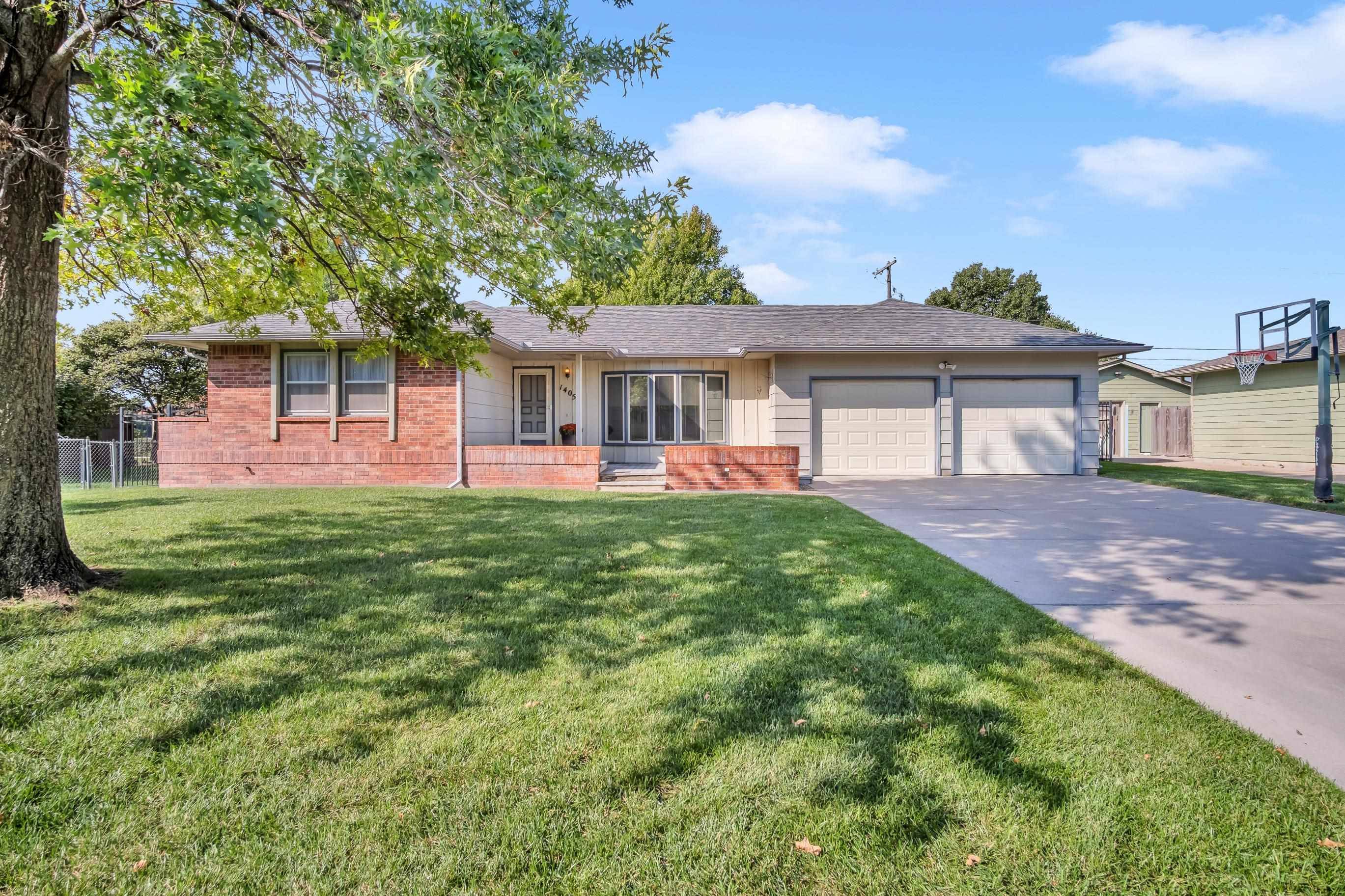 Newton, KS 67114,1405 Grandview Ave