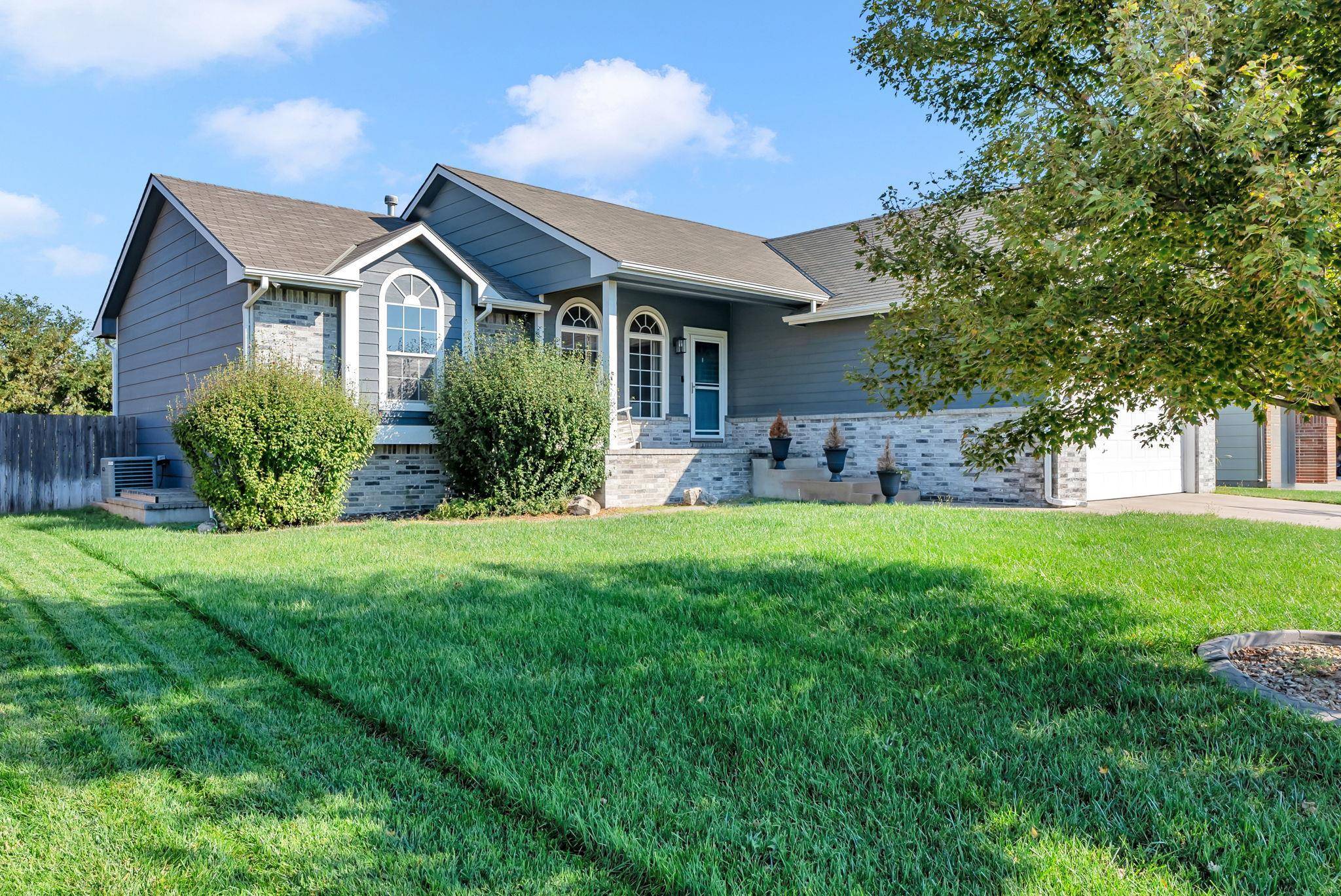 Park City, KS 67219,5855 N Kerman Ct