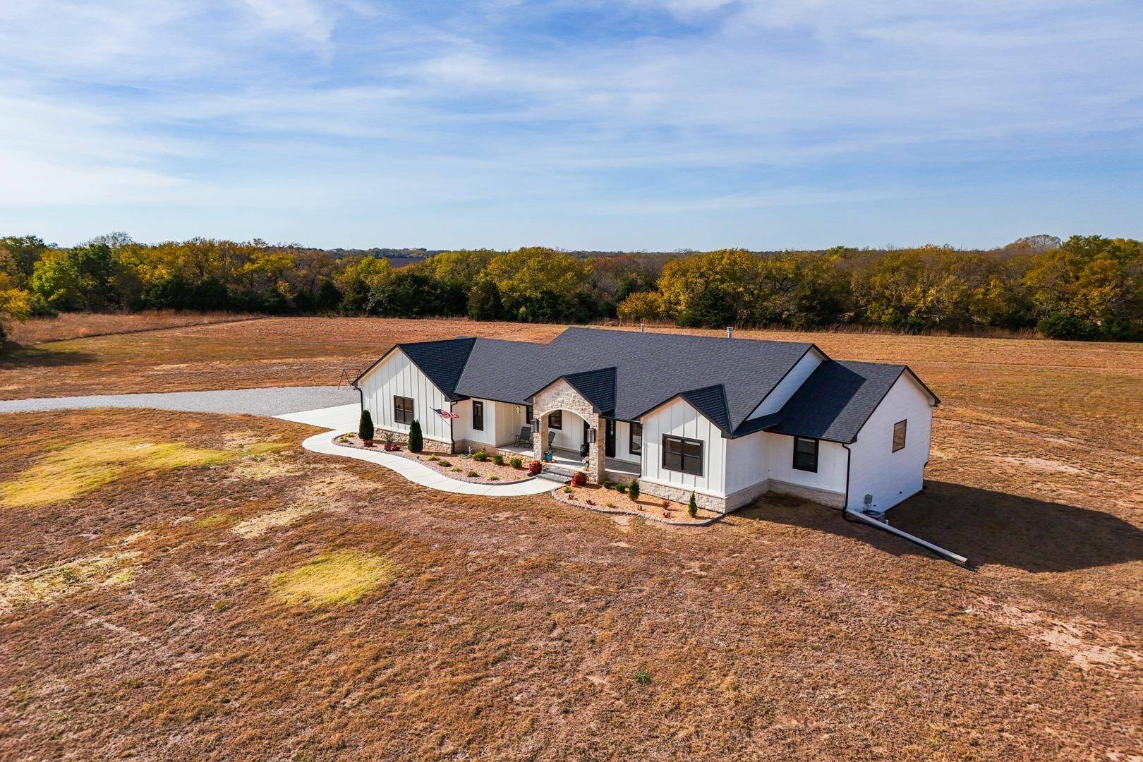 Douglass, KS 67039,20465 Tawakoni