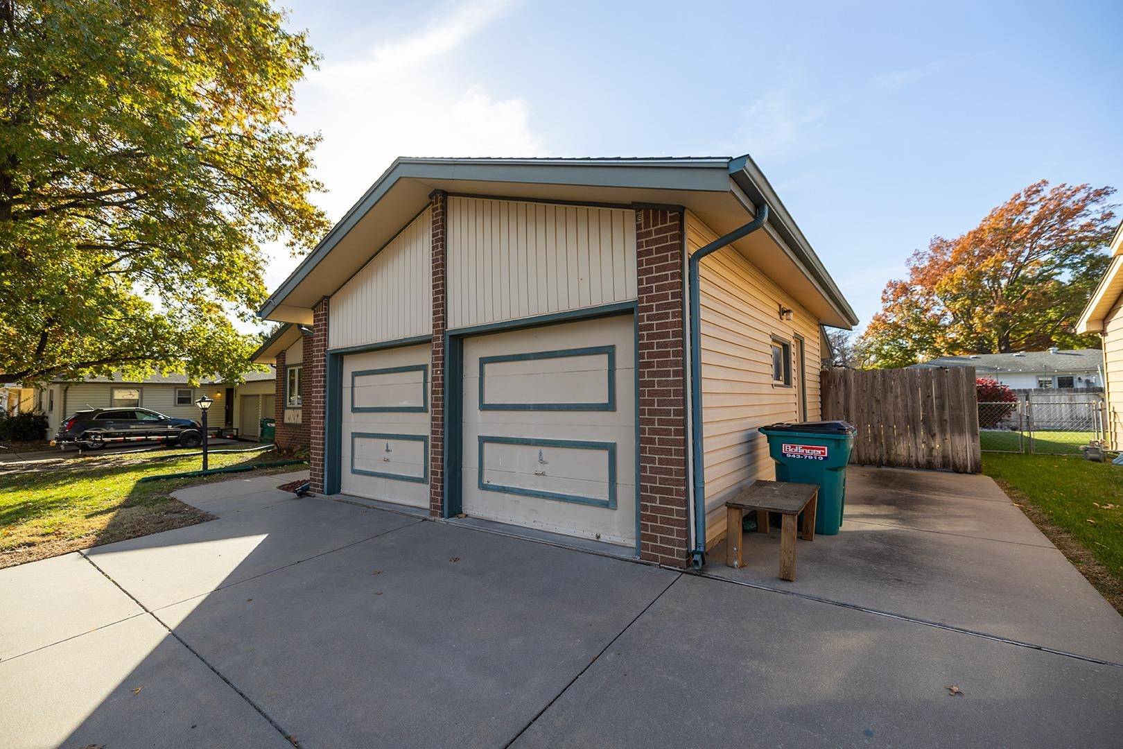 Wichita, KS 67212,1229 N Dunsworth