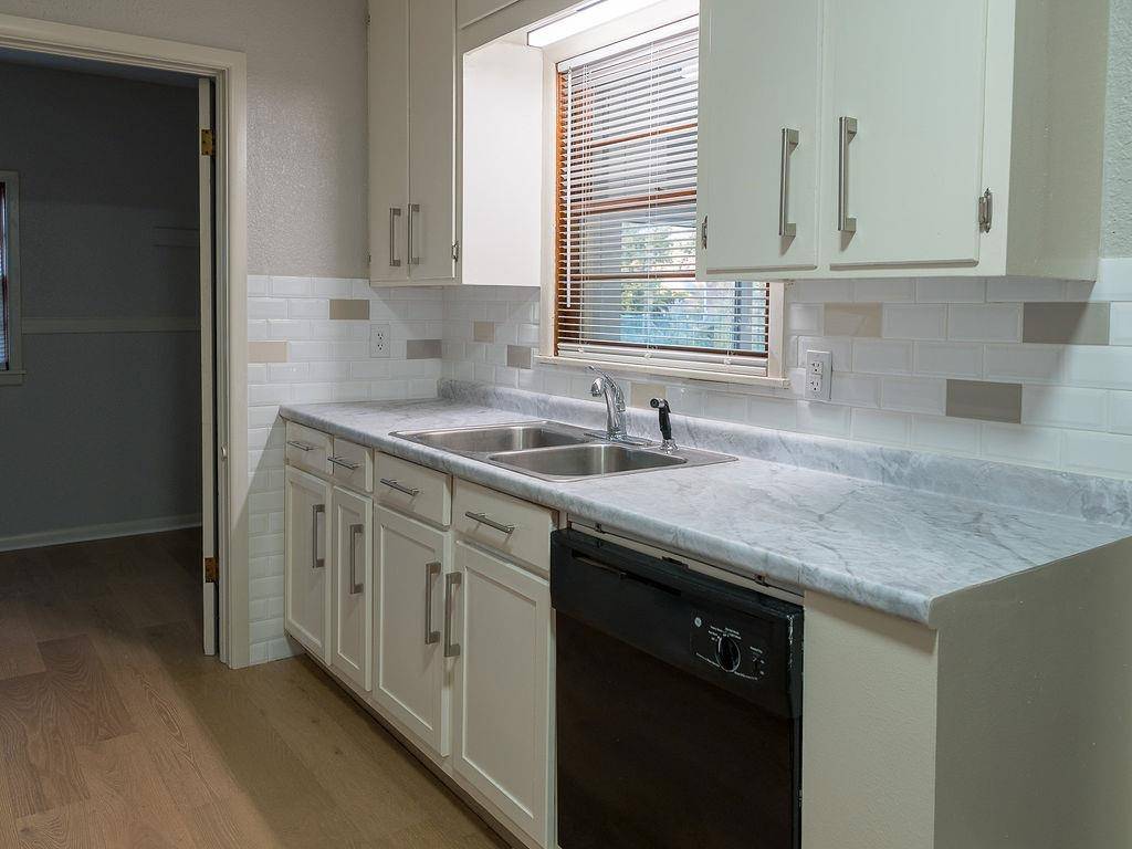 Wichita, KS 67218,1708 S Fabrique