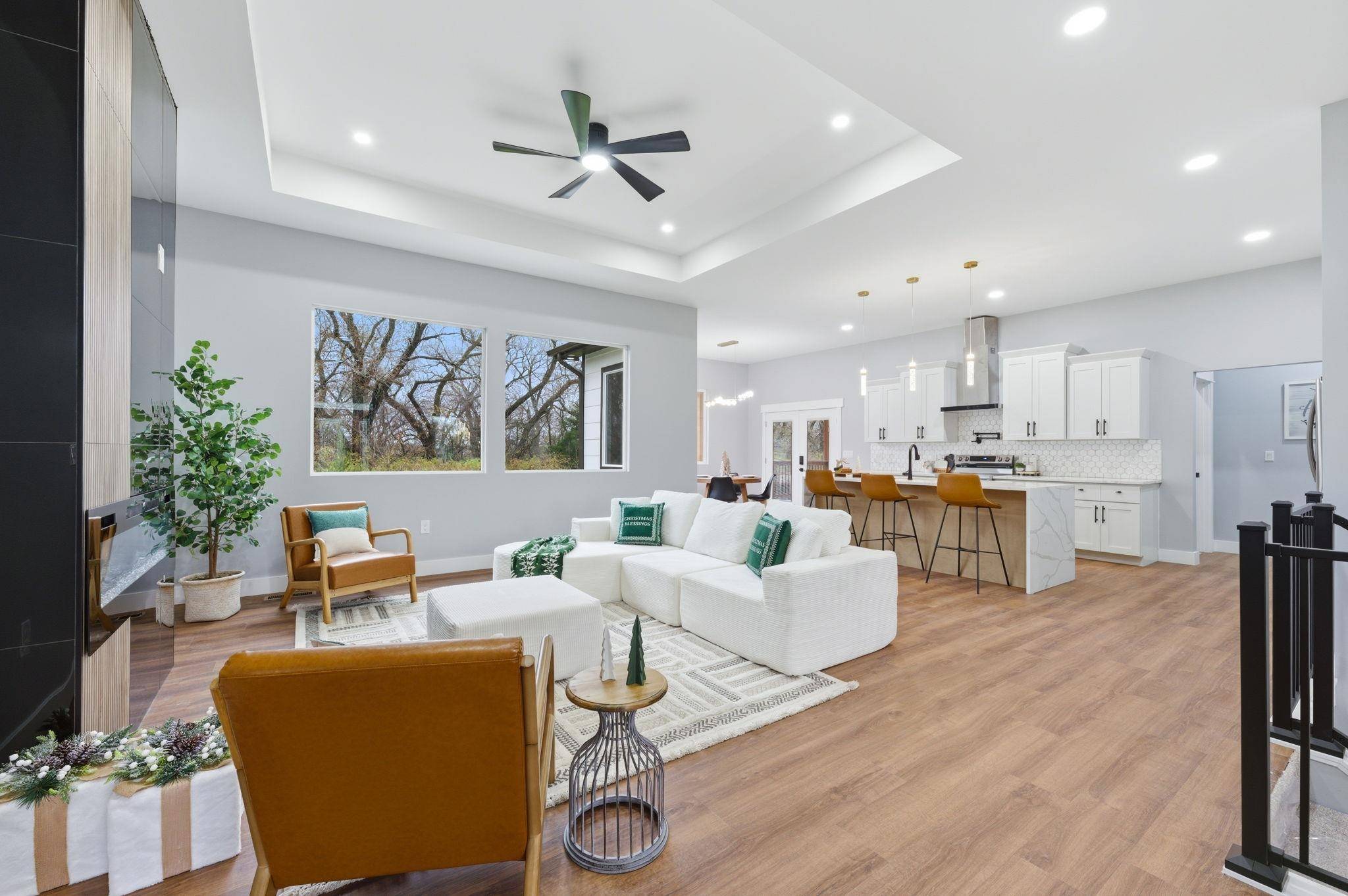 Haysville, KS 67060,384 E Timber Creek St