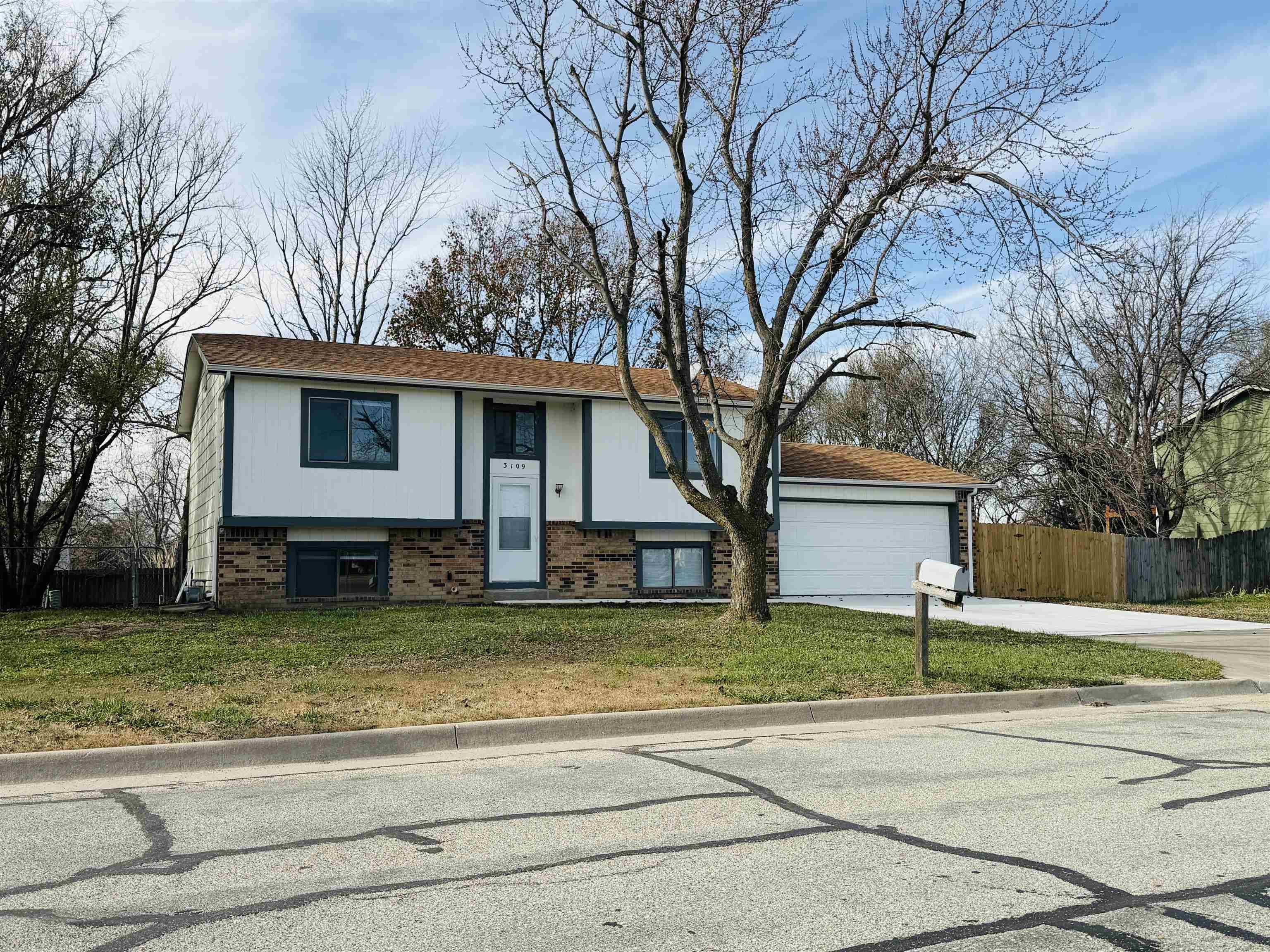 Wichita, KS 67226,3109 N Rushwood St