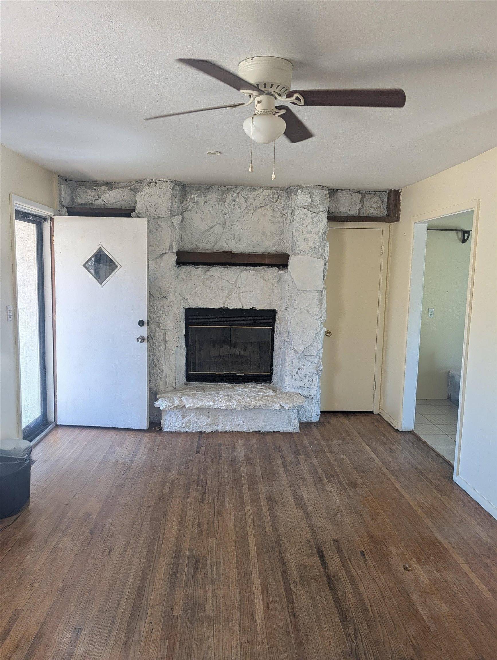 Haysville, KS 67060,244 German Ave