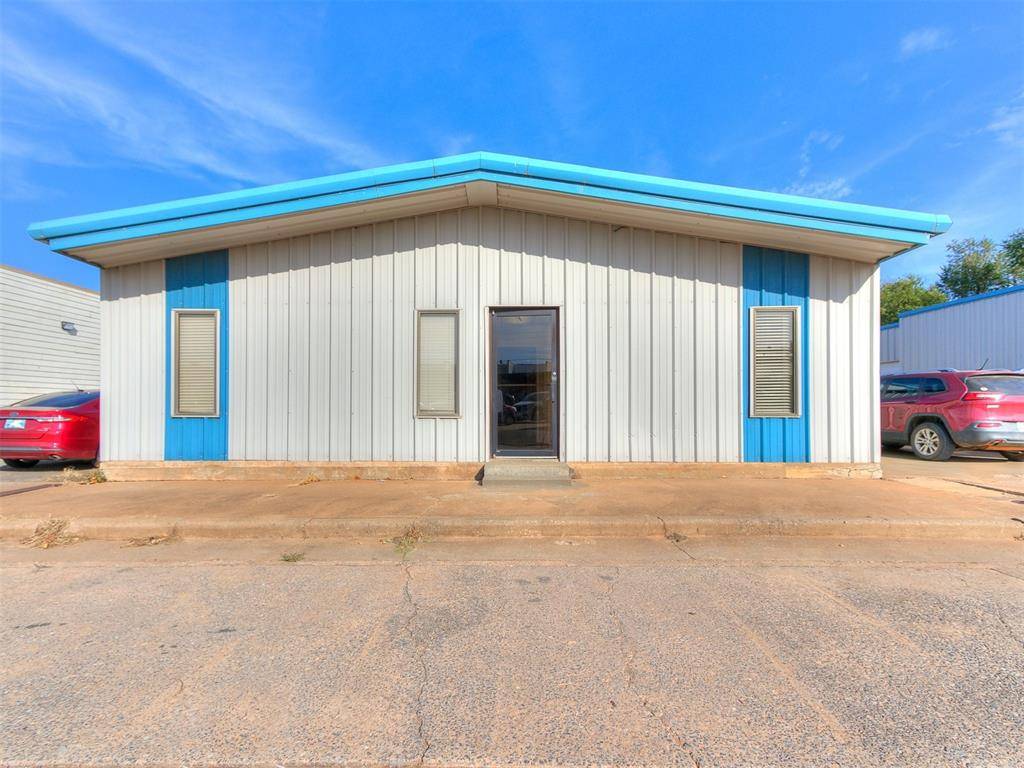 Kingfisher, OK 73750,219 N 6th ST