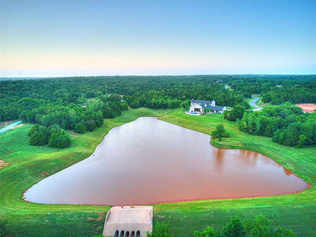 Edmond, OK 73034,7000 Split Fence LN