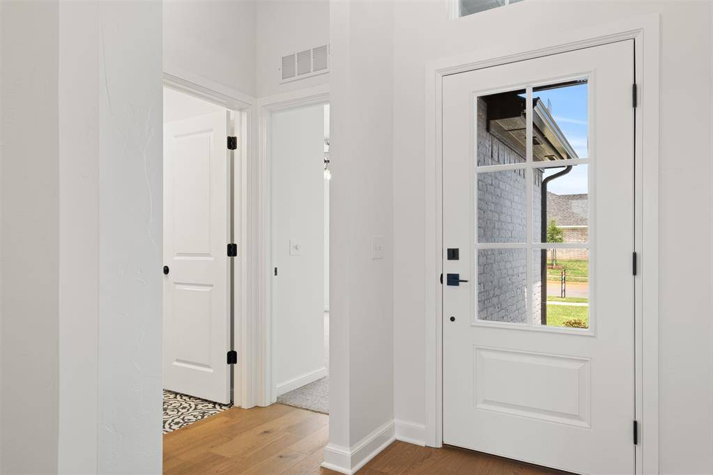 Yukon, OK 73099,10520 NW 33rd PL