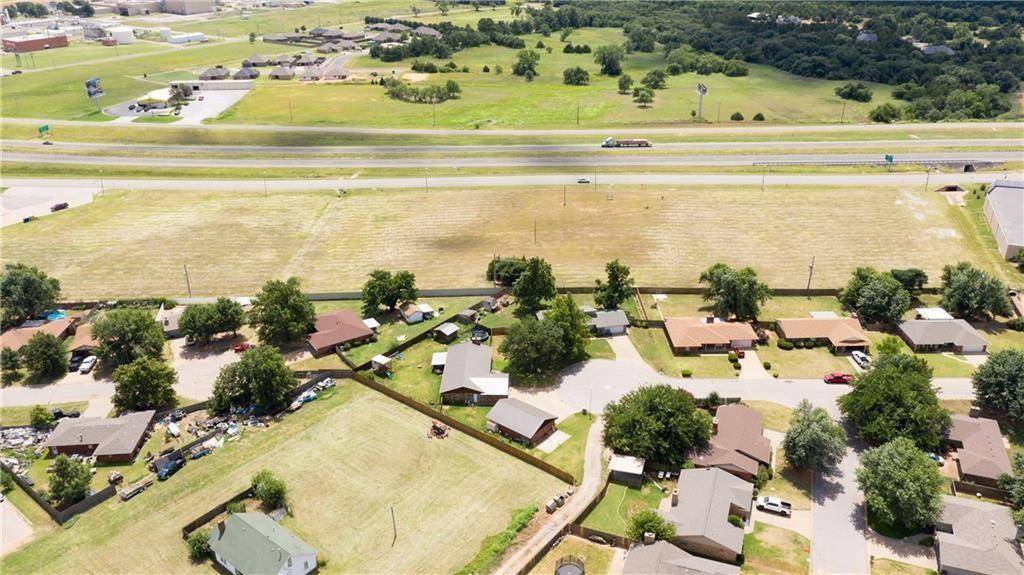 Weatherford, OK 73096,2001 E Main ST