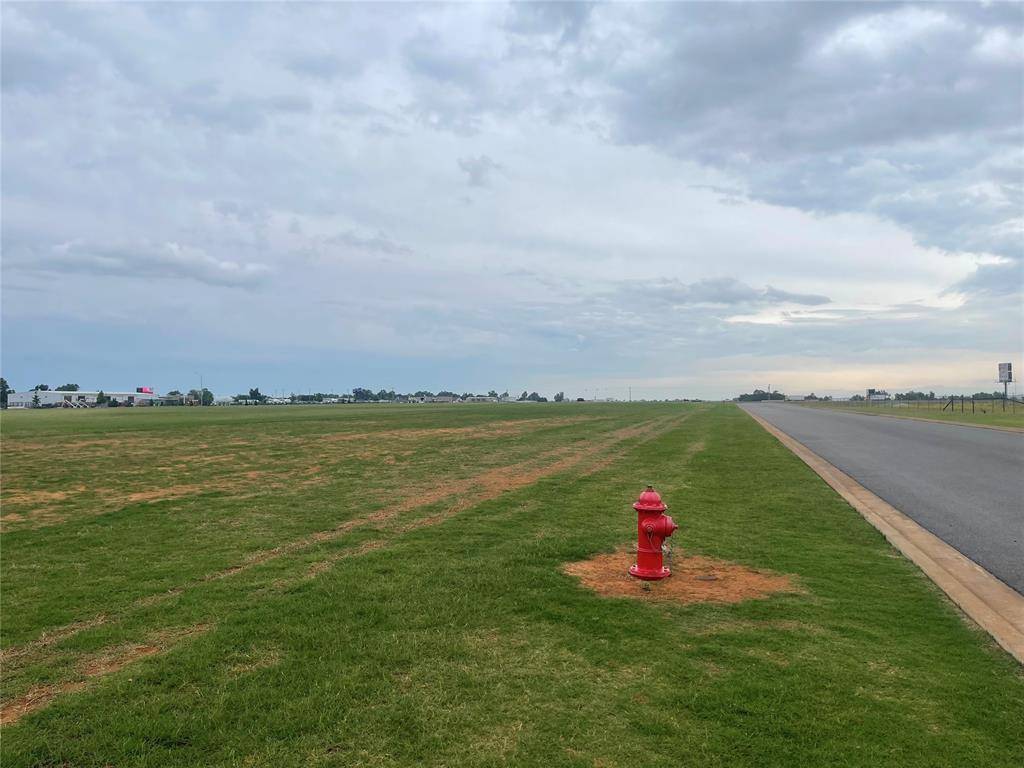 Weatherford, OK 73096,15 E Waylon CIR
