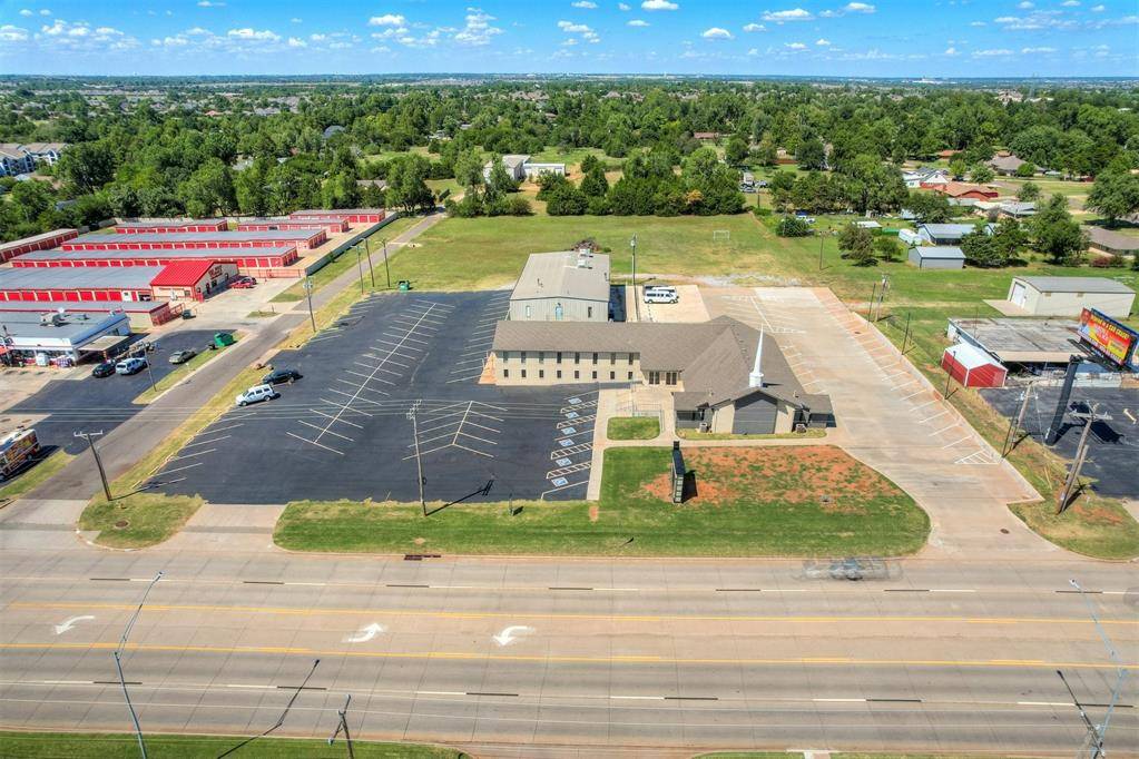 Mustang, OK 73064,601 E State Highway 152 HWY