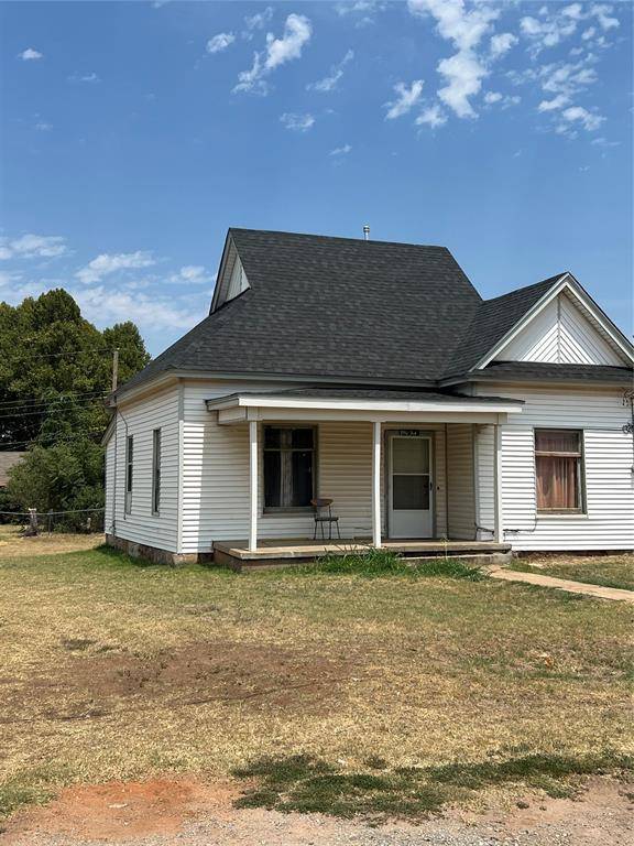 Carnegie, OK 73015,21 W 3rd ST