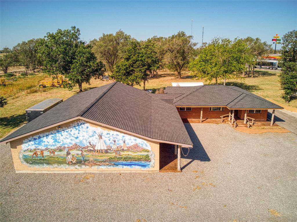 Erick, OK 73645,809 N SHEB WOOLEY AVE