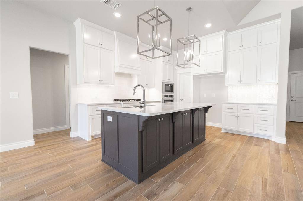 Edmond, OK 73007,8709 Tyrion DR