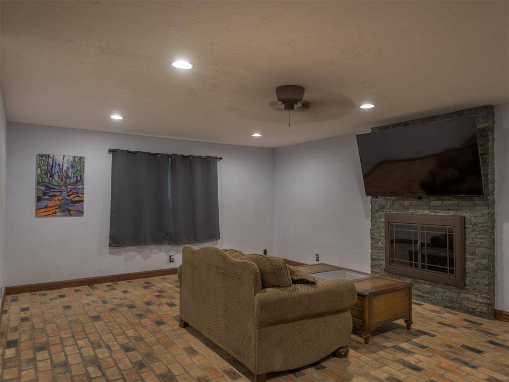 Norman, OK 73026,4109 Flora DR