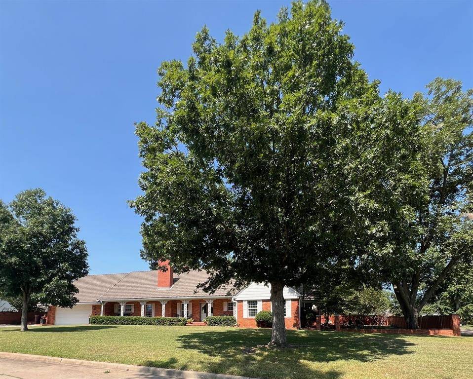 Shawnee, OK 74804,210 E Cammack ST