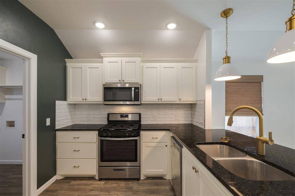 Oklahoma City, OK 73114,9600 N Shartel AVE