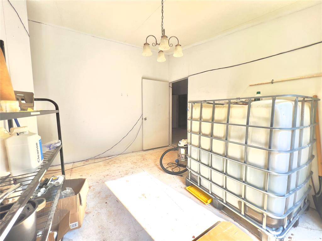 Meeker, OK 74855,337743 E 1010 RD