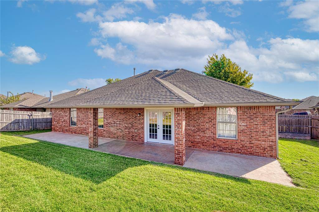 Moore, OK 73160,9313 Crooked Creek LN
