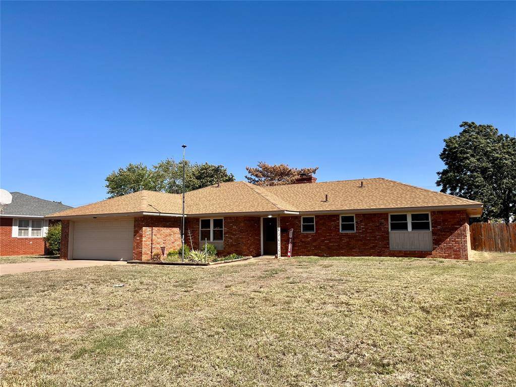 Cordell, OK 73632,1607 Crestview DR