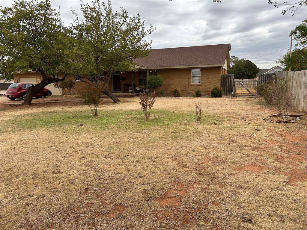 Altus, OK 73521,1308 N Forrest ST