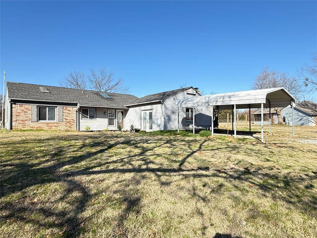 Bowlegs, OK 74868,118 Hillcrest DR
