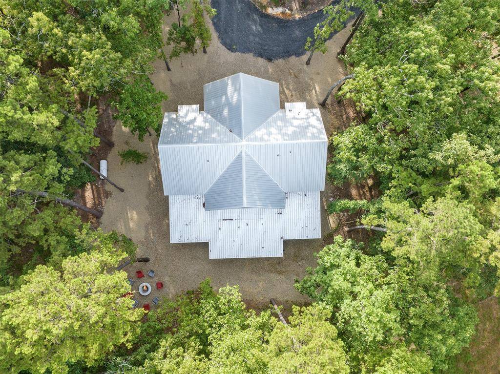 Broken Bow, OK 74728,655 PINE MEADOW LN