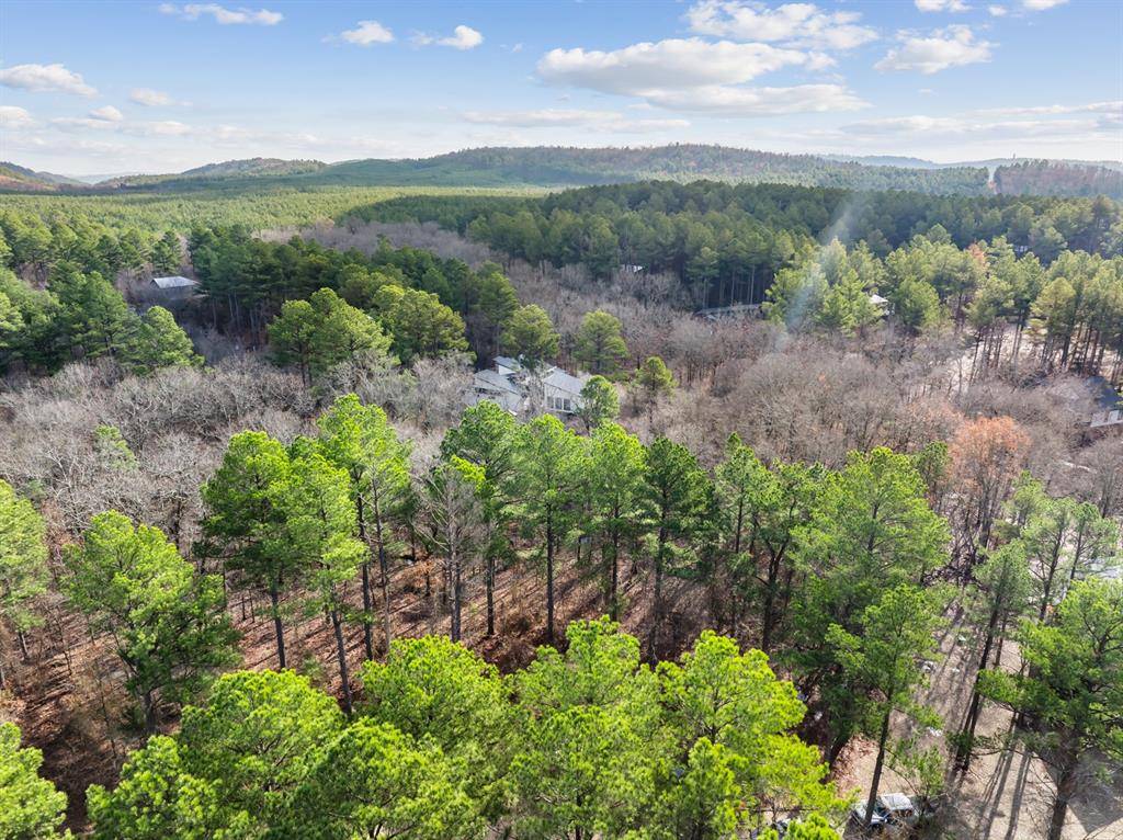 Broken Bow, OK 74728,145 Sweetwater LN