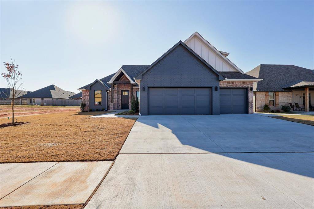 Mustang, OK 73064,11612 SW 55th ST