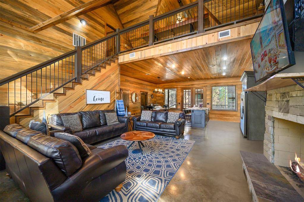 Broken Bow, OK 74728,607 Sugar Pine LOOP