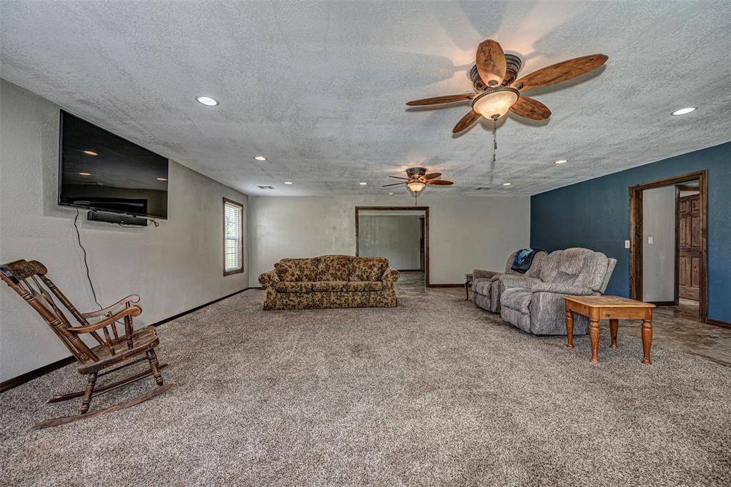 Blanchard, OK 73010,23620 County Line AVE
