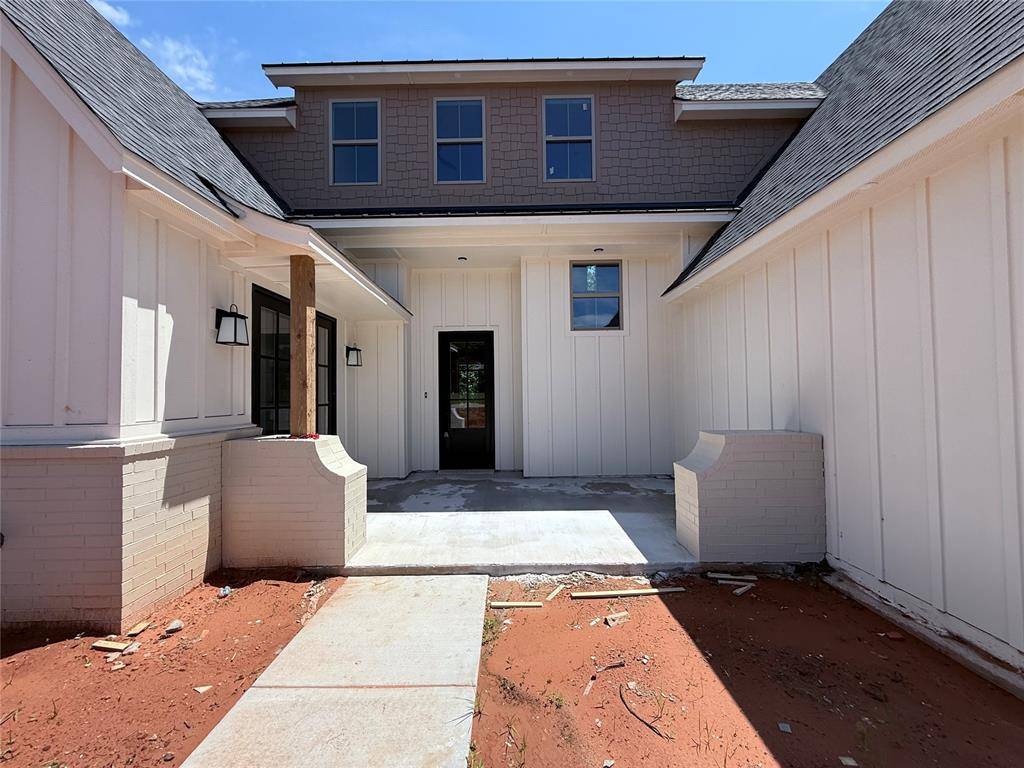 Edmond, OK 73034,400 Old Creek RD
