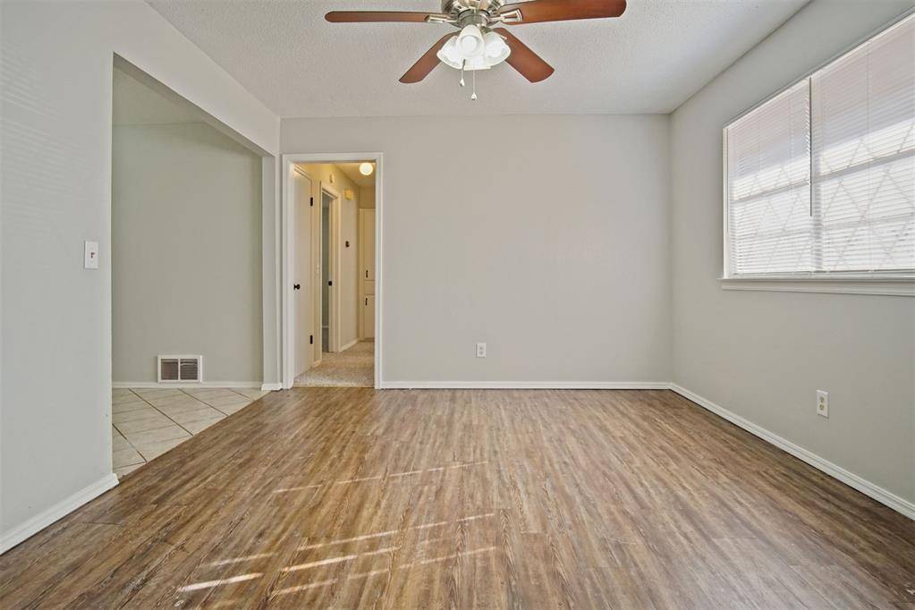 Del City, OK 73115,3305 Lazy LN
