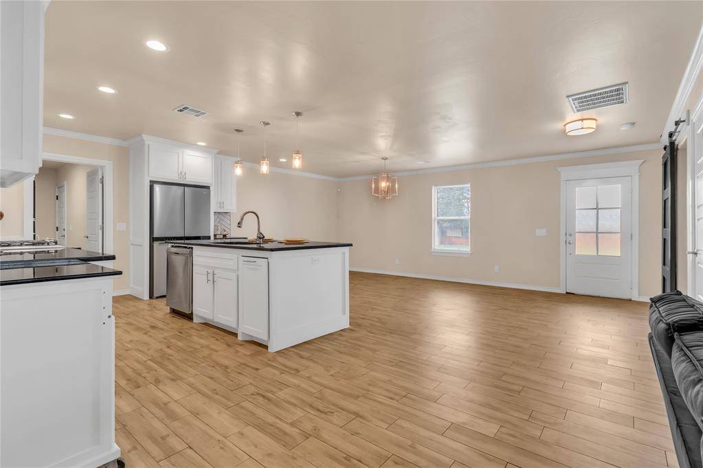 Warr Acres, OK 73122,5900 NW 62nd ST