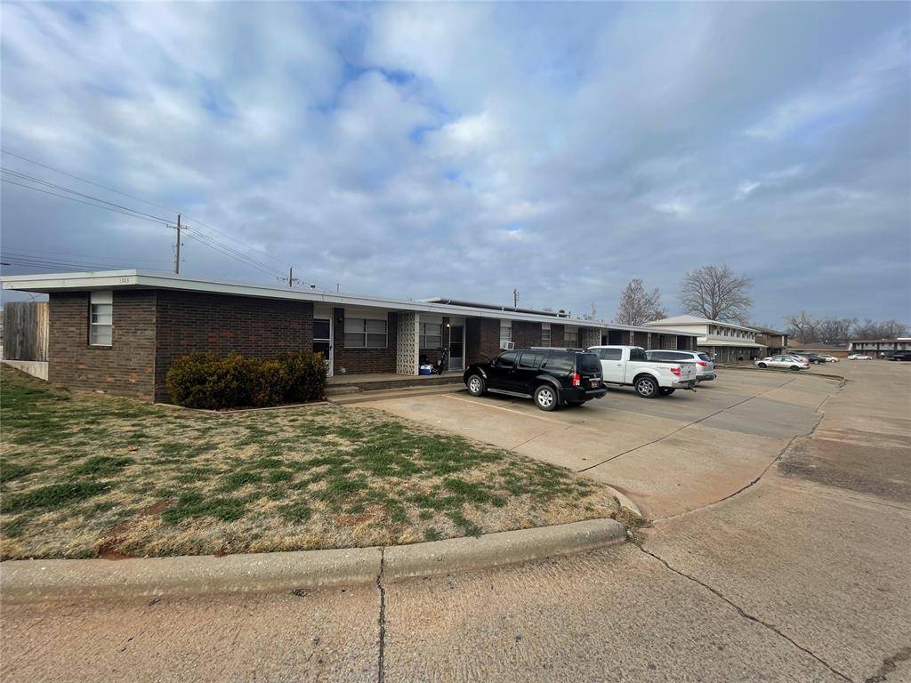 Weatherford, OK 73096,1303 Meadow LN #1