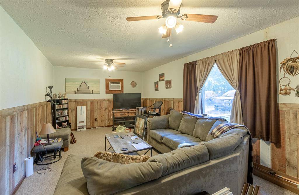 Healdton, OK 73438,97 Calumet ST