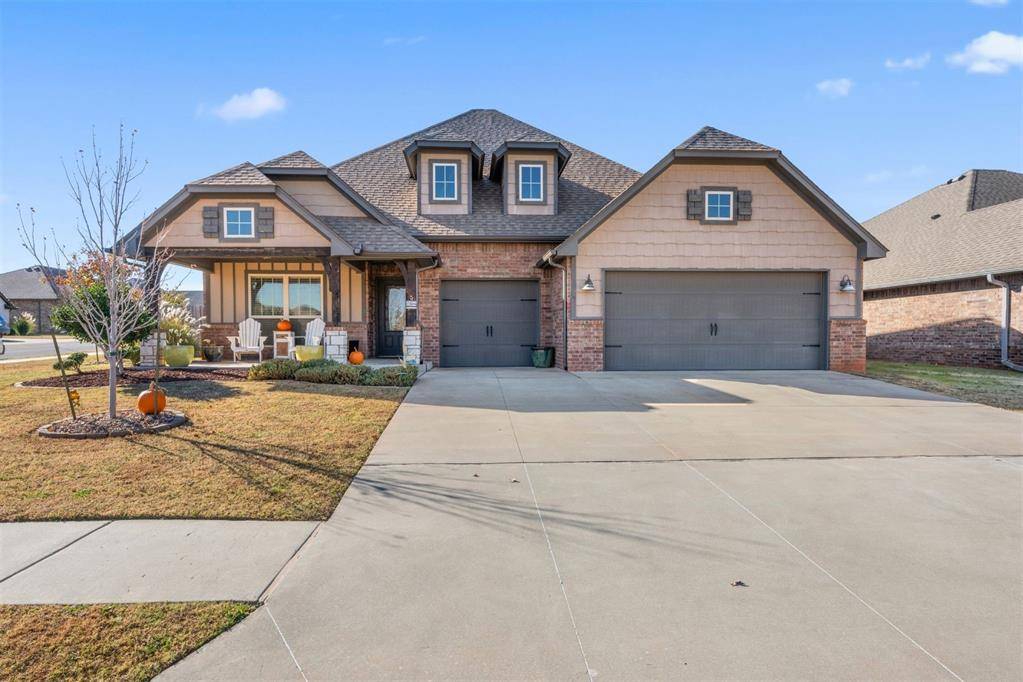 Edmond, OK 73025,4809 Crater Lake DR
