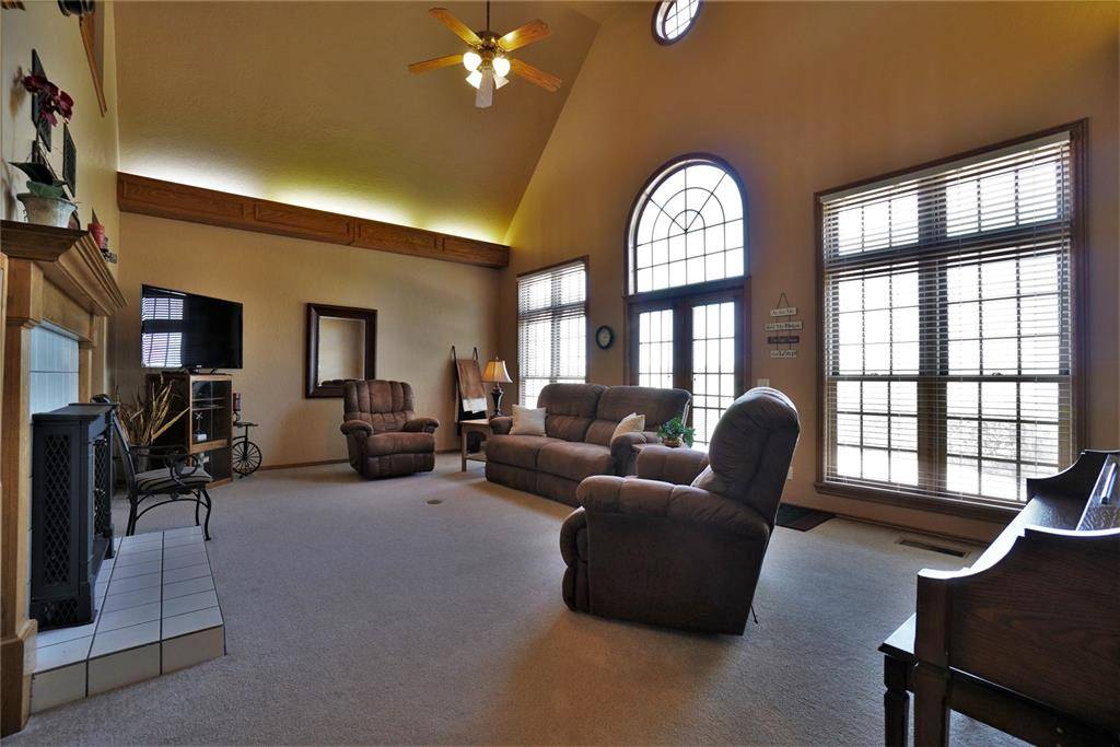 Corn, OK 73024,11193 N 2350 RD
