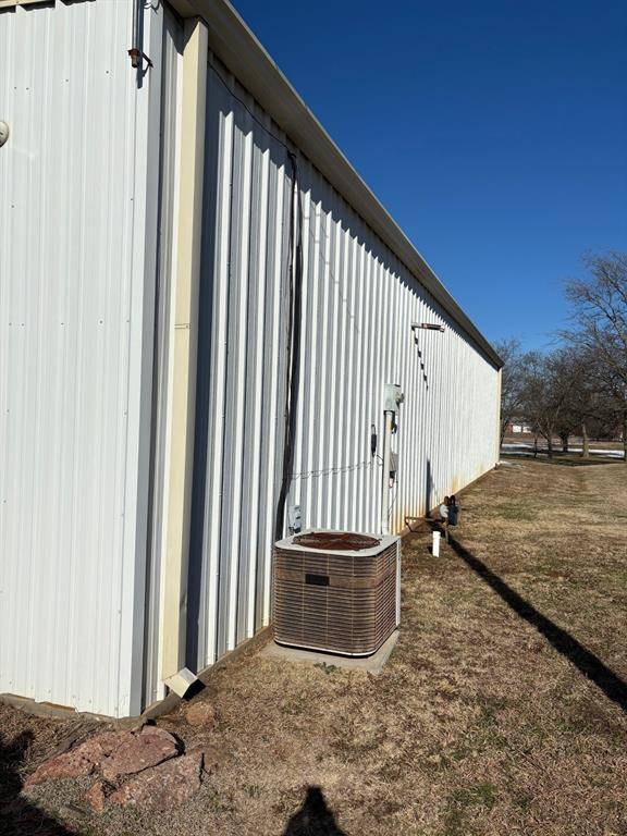Shawnee, OK 74804,2028 E Macarthur ST