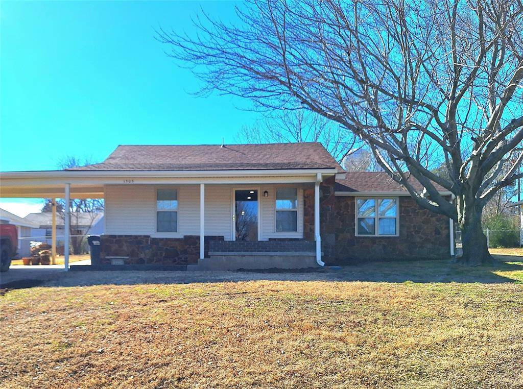 Seminole, OK 74868,1505 Foster AVE