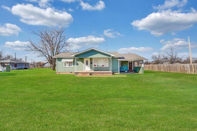 Frederick, OK 73542,911 S 13th ST